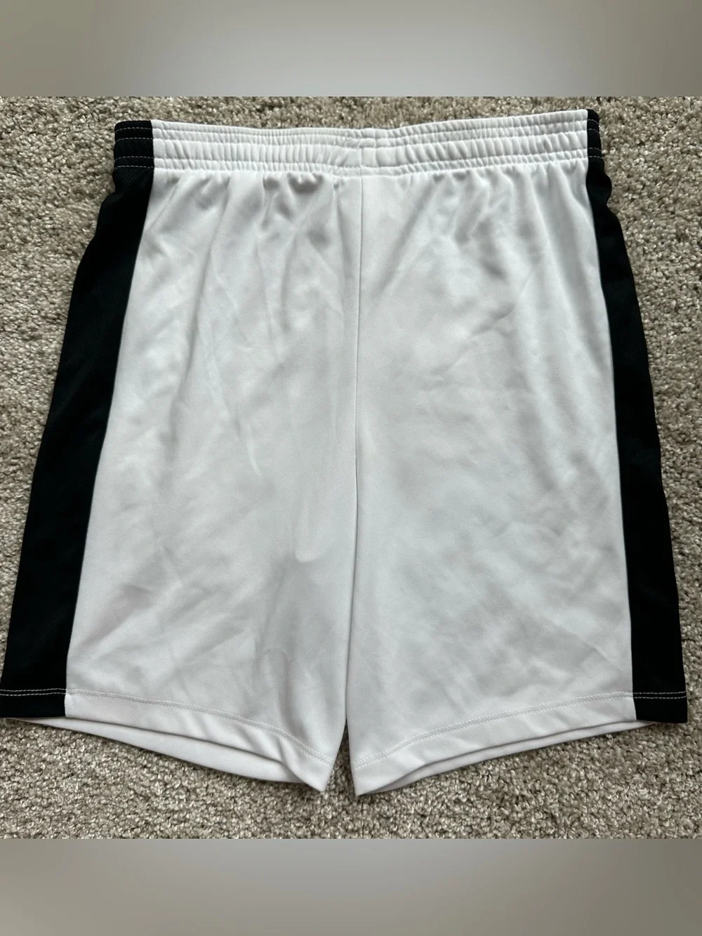 Nike Dri-FIT Boys White/Black Mesh Athletic Shorts Drawstring L A239